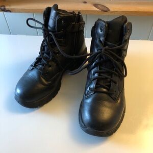INTERCEPTOR Black Unisex Multi Functional Laced Women’s size 7.5 Boots